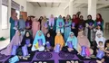 Peringati Hari Asyura, Perempuan Bangsa Cianjur Santuni Puluhan Lansia