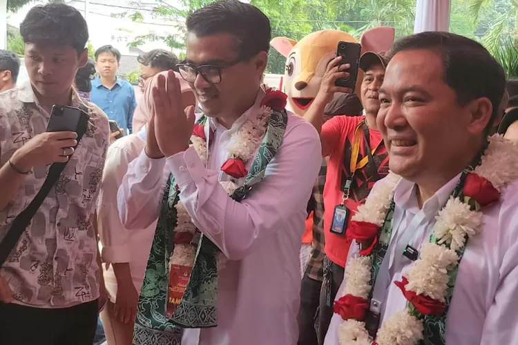 Calon Wali Kota dan Wakil Wali Kota Bogor Dokrer Rayendra dan Eka Maulana selesai menggelar deklarasi untuk maju di Pilkada Kota Bogor 2024. Foto/Pribadi (Foto/Pribadi)