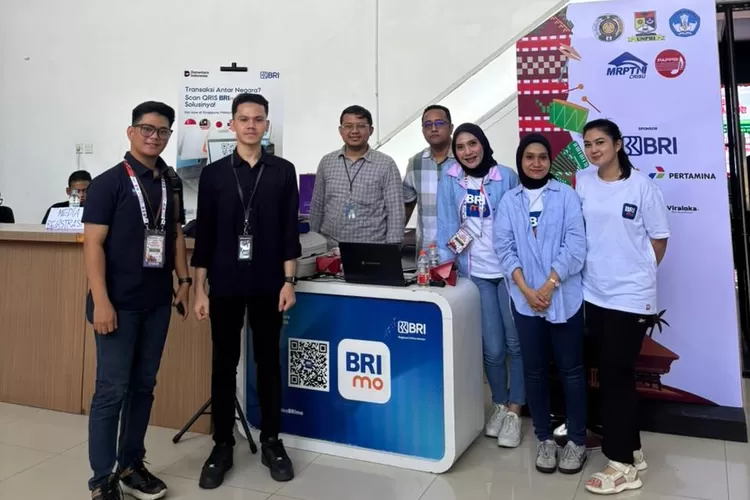 Dalam festival yang berlangsung selama dua hari ini yakni 7-8 November 2025, BRI Medan Putri Hijau membuka booth layanan pembukaan rekening baru 