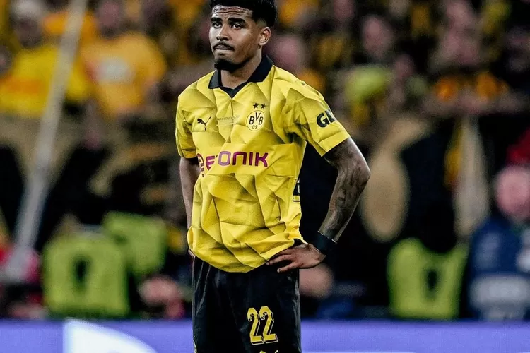 Pemain Keturunan Indonesia Blunder, Borussia Dortmund Kalah dari Real Madrid di Final Liga Champions (Instagram @bvb09)
