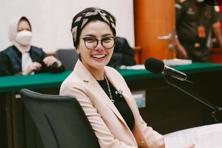 Unggah Foto Telanjang Nikita Mirzani Malah Kena Hujat Netizen Dosanya