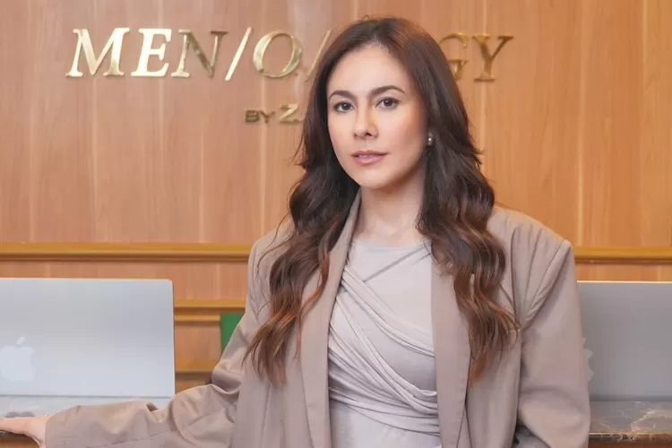 Potret artis kenamaan Indonesia, Wulan Guritno. (Instagram.com/@wulanguritno)
