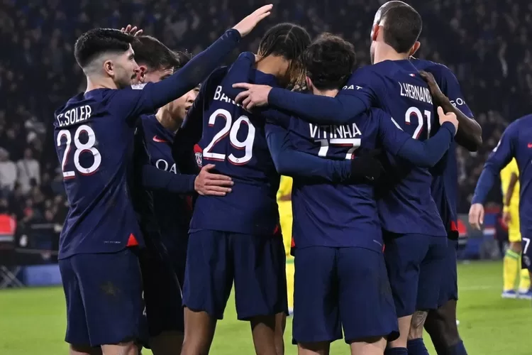 PSG  (Instagram @psg)