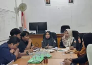 Perkuat Pemahaman Generasi Pemuda, Bawaslu Sambas Gandeng Mahasiswa Fakultas Hukum UNISSAS