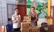 SMAN 1 Lage di Poso Terima Bantuan Alkitab dari Polri