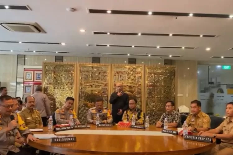 Konferensi Pers Polda Jawa Tengah terkait kasus tawuran dan penembakan di wilayah Kota Semarang, pada Senin, 2 Desember 2024. (Dok. Polda Jateng)