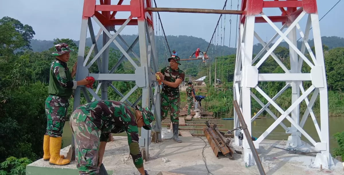 Lokasi Pembangunan Jembatan Gantung Sungai Ogan, di Desa Pusar, Kec. Baturaja Barat, Kab. Ogan Komering Ulu (OKU), Prov. Sumsel. (Kalimantansatu.com/Dok. Dispenad)