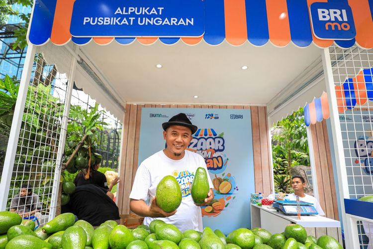 Kisah Sukses Petani Alpukat Akhirnya Panen Hingga 2 Ton Sehari dengan BRI Klasterku Hidupku