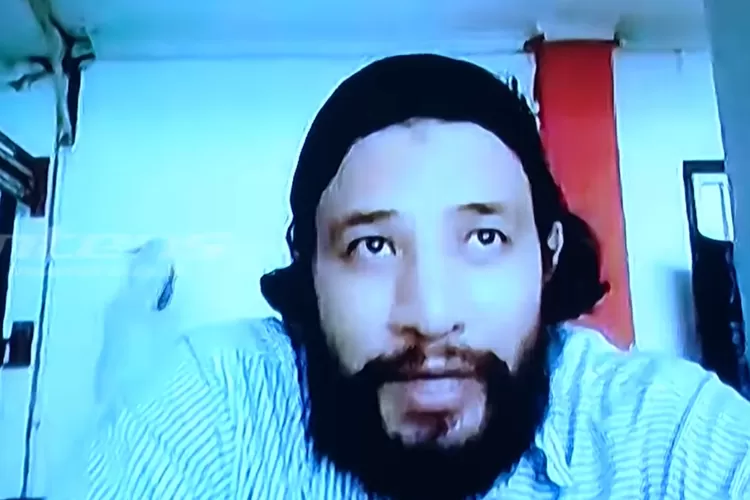 Ammar Zoni dituntut 12 tahun penjara atas kasus narkoba. Kuasa hukumnya anggap tuntutan tidak adil dibandingkan kasus korupsi. (GenzDaily/dok: YouTube Intens Investigasi )