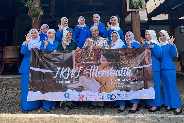 Ikatan Keluarga Wartawan Indonesia (IKWI) Jawa Barat mengadakan workshop dengan tema &ldquo;IKWI Membatik&rdquo; (Dok)