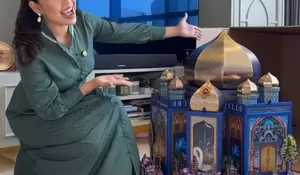 Syok! Melaney Ricardo Unboxing Hampers Lebaran Super Mewah dari Luna Maya dan Maxime Bouttier, Harga 1 Paket Diperkirakan Senilai 20 Juta?