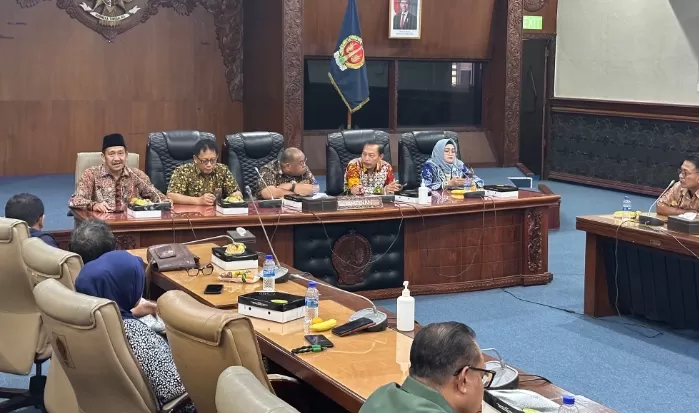 Suasana dialog di DPRD DIY (Harminanto)