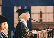 Mahasiswa Indonesia Sampaikan Pidato Kelulusan di Kampus Peringkat Satu Australia, Ini Sosok Tika Tazkya