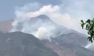 Warga Mengungsi Akibat Kepulan Asap Kebakaran Gunung Merbabu