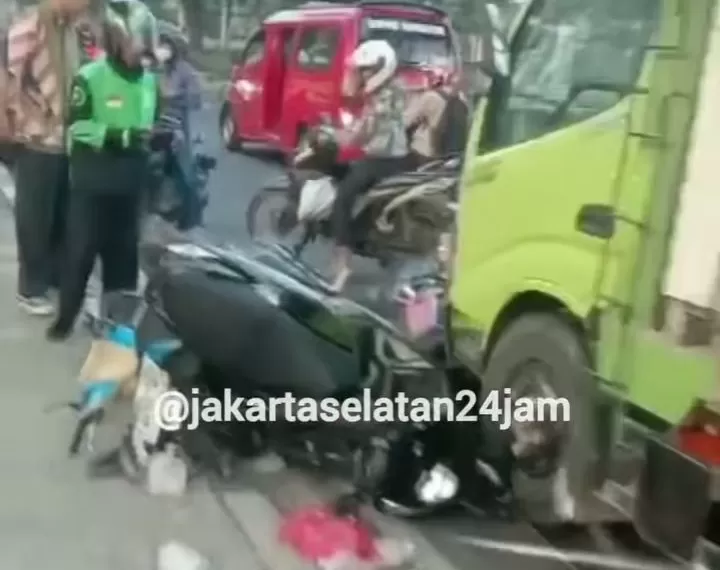 Sempat Ditahan Karena Tabrak 7 Pemotor Lawan Arah Di Lenteng Agung ...