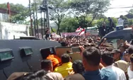 Sidang Eksepsi Sudewo Ditolak, Pendukung Ricuh di Pengadilan Tipikor Semarang