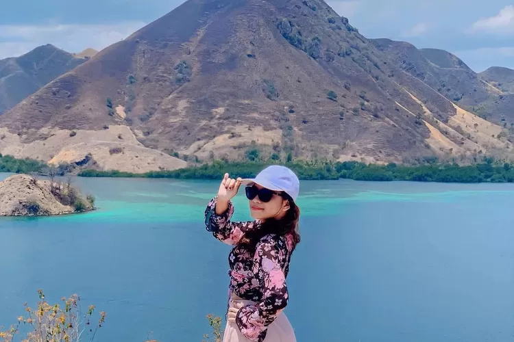 pesona wisata hidden gem Pulau Kelor di NTT (Sumber : Instagram @fatmamelati)