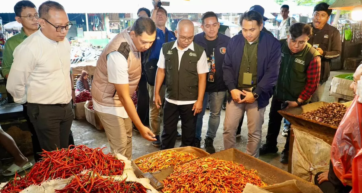 Pasokan dan Distribusi Diperkuat, Harga Cabai di Pasar Induk Kramat Jati Mulai Turun - WartaPesona.com (timediaindonesiaraya2)
