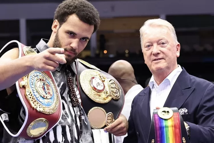 Moses Itauma (Foto X @FrankWarren)