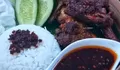 Resep Membuat Ayam Bumbu Madura Sajikan Dengan Sambal Pencit, Cocok Jadi Menu Makan Siang