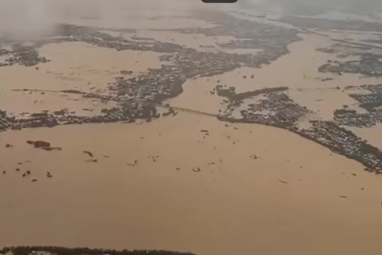 Banjir pulau Sumatera sejak Sabtu 29 November 2025 (Foto : Tangkapan layar)