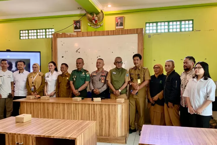 Pendistribusian Makan Bergizi Gratis (MBG) oleh SPPG Sukamaju 2.