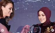 Syahrini Berpose dengan Angelina Jolie dan Halle Berry di Cannes, Sindir Halus Warganet?
