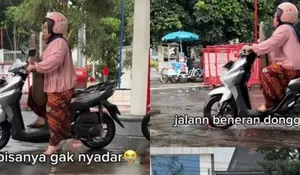 Viral Ibu-Ibu Naik Motor dengan Jok Terbuka Usai Isi BBM di SPBU Bandung, Videonya Bikin Netizen Terpingkal