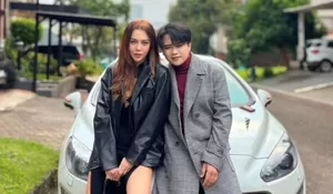 Pesulap Merah Semprot Balik Netizen yang Nyinyir Sebut Istrinya, Ratu Rizky Nabila Tampak Jauh Lebih Tua, Pilih Ungkap Begini