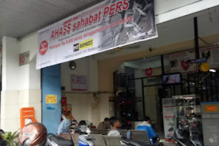 Dampak Kenaikan Opsen Pajak pada PHK di Sektor Otomotif. (Promedia - Cynthia)