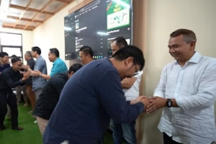 Momen Halal Bihalal Lebaran 2025 seluruh karyawan Promedia Teknologi Indonesia di Kantor Bandung, Jawa Barat. (Dok. Promedia)