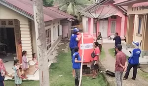 Air Bersih Jadi Prioritas, Pemerintah Gerak Cepat Salurkan Kebutuhan Air Warga Terdampak Bencana di Padang Pariaman