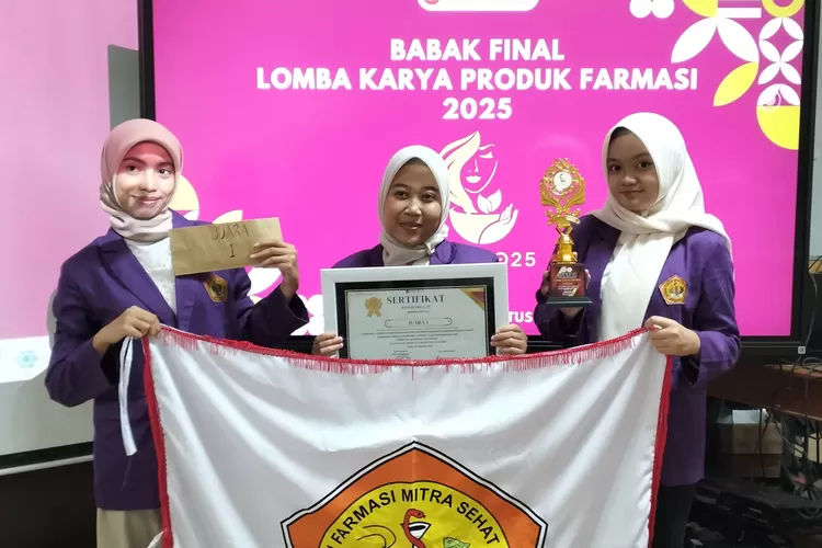 Inovasi Produk Scrupiena Milik Mahasiswi Akademi Farmasi Mitra Sehat Mandiri Sidoarjo Raih Juara Nasional