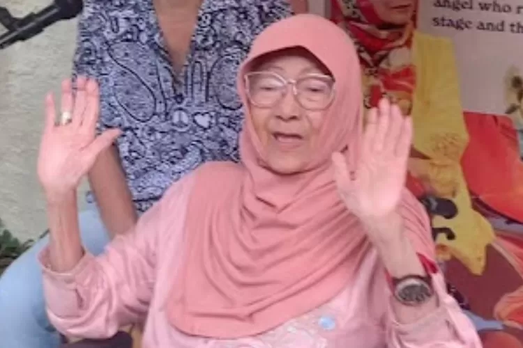 Bunda Iffet tinggalkan duka mendalam, wafat di usia 87 tahun (instagram/bimbimslank)