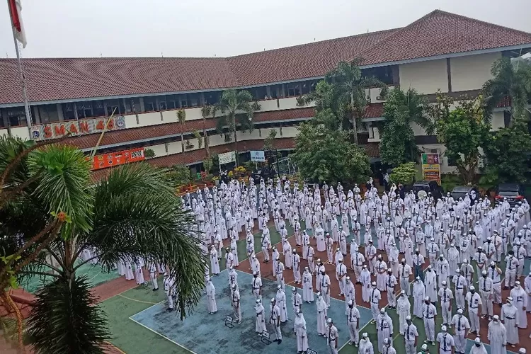 Sekolah Kamu Urutan Ke Berapa Ini Sma Negeri Terbaik Di Blitar Wajib Daftar Di Sini Jember