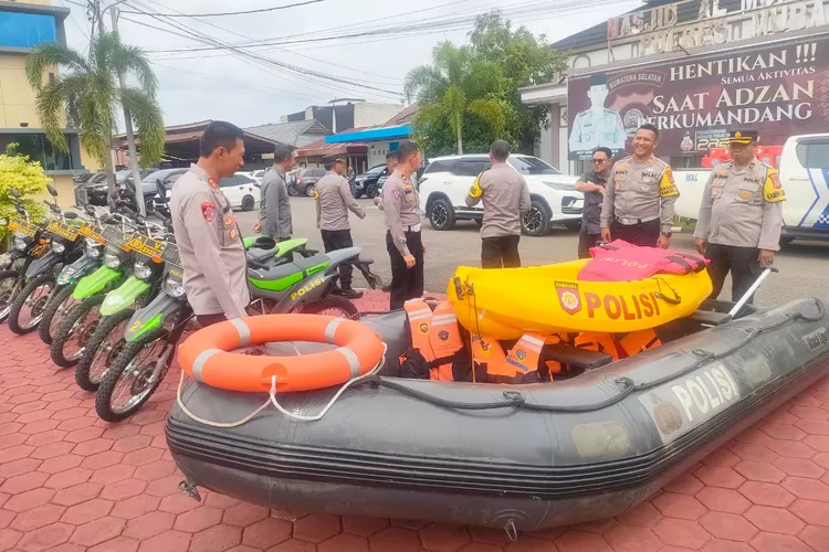 Antisipasi Banjir Kapolres Muba Cek Peralatan Yang Dibutuhkan Jika