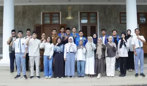 Dorong Siswa Kuasai Bahasa Internasional dengan Menginisiasi CGEP, PMII Ciamis-Bupati Lepas 10 Pelajar ke Kampung Inggris Pare