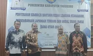  Bupati Didimus Serahkan Bantuan Dana Hibah ke Tiga Komponen