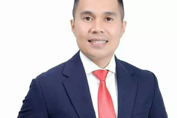 Jadi Doktor Ilmu Administrasi Termuda, Ini Profile Fadly Afand Djafar ...