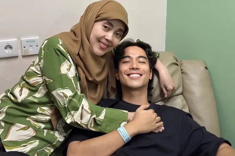 Vidi Aldiano mengidap kanker dan harus menjalani kemoterapi.  (Instagram.com/vidialdiano)