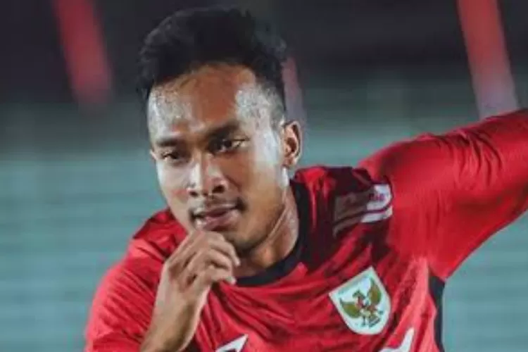  Ilustrasi Robi Darwis terpilih sebagai Player of the Match dalam laga Timnas U-23 Indonesia kontra Filipina ( Twitter @yourfootballidn)