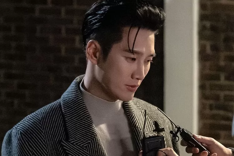 Drakor Flex x Cop Episode 14 akan tayang malam ini lewat link nonton sub Indo, jangan sampai terlewat oleh penggemar. (Instagram.com/@sbsdrama.official)