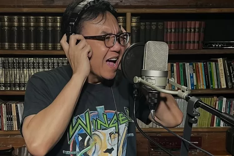 Ari Lasso berstatus duda setelah bercerai dengan Vitta Dessy (Foto: Gorajuara/ Instagram/ @ari_lasso)