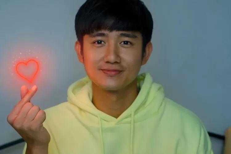 Kenny Austin jadi lawan main Amanda Manopo di Cinta Yasmin (Foto: Gorajuara/ Instagram/ @kennyauztin)