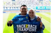 ROMANTIS! Anak Dedi Mulyadi Lamar Wabup Garut saat Nonton Laga Persib Bandung Vs Barito Putera, Maula Akbar Sempat Ucapkan Janji Ini