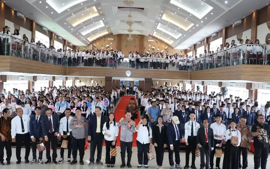Kapolrestabes Medan Kombes Pol Dr. Jean Calvijn Simanjuntak memberikan kuliah Umum di Universitas Al Wasliyah Jalan SM Raja, Kecamatan Medan Amplas, Jumat (2/10/2026).(Foto/Ist/Doc)  