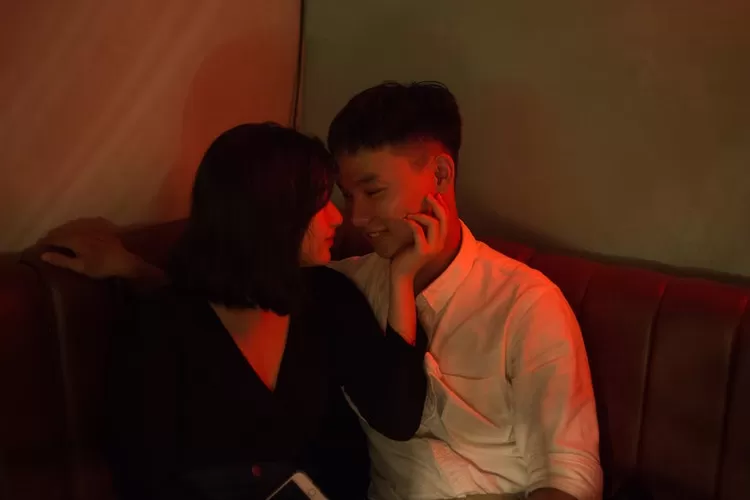 Ilustrasi  ramalan cinta zodiak Leo dan Virgo berlaku Jumat 14 Juni 2024 ( pexels/Trung Nguyen)