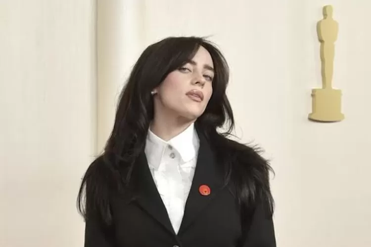 Lirik lagu Birds of Feather milik Billie Eilish yang trending di TikTok