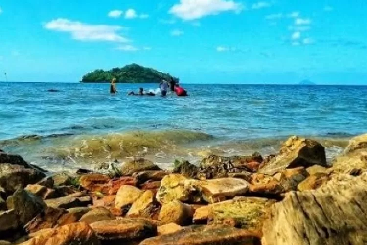 Pesona Pantai Tete Tonra: Wisata Tersembunyi Di Ujung Sulawesi Selatan ...