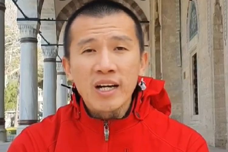 Ustadz Felix Siauw: Konflik dengan Orang Tua Hanya Membawa Kerugian, Menang Jadi Arang, Kalah Jadi Abu!